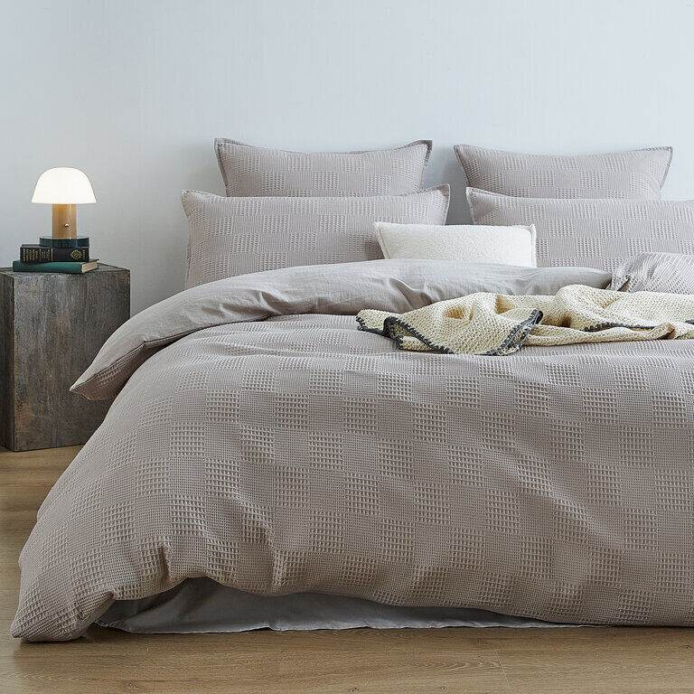 100% Cotton checkered waffle quilt cover set Price