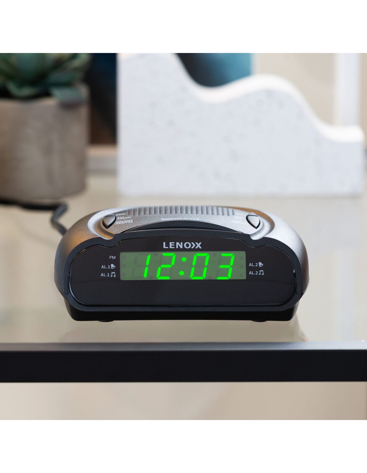 AM/FM Alarm Clock & Radio w/ Green LED Time Numbering Price