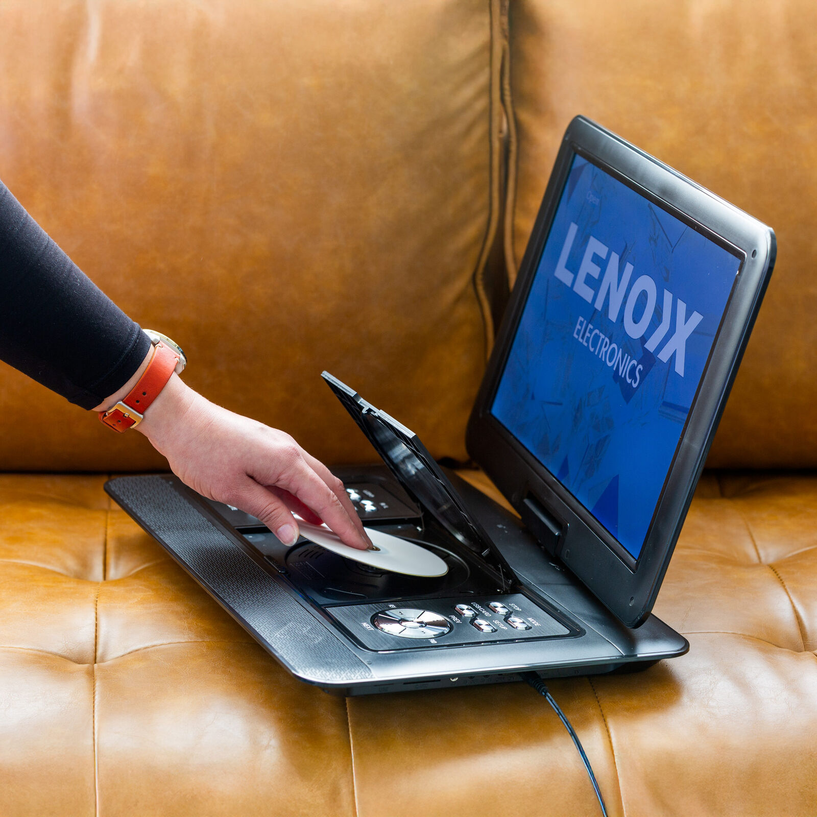 15.4" Swivel Portable DVD Player Price
