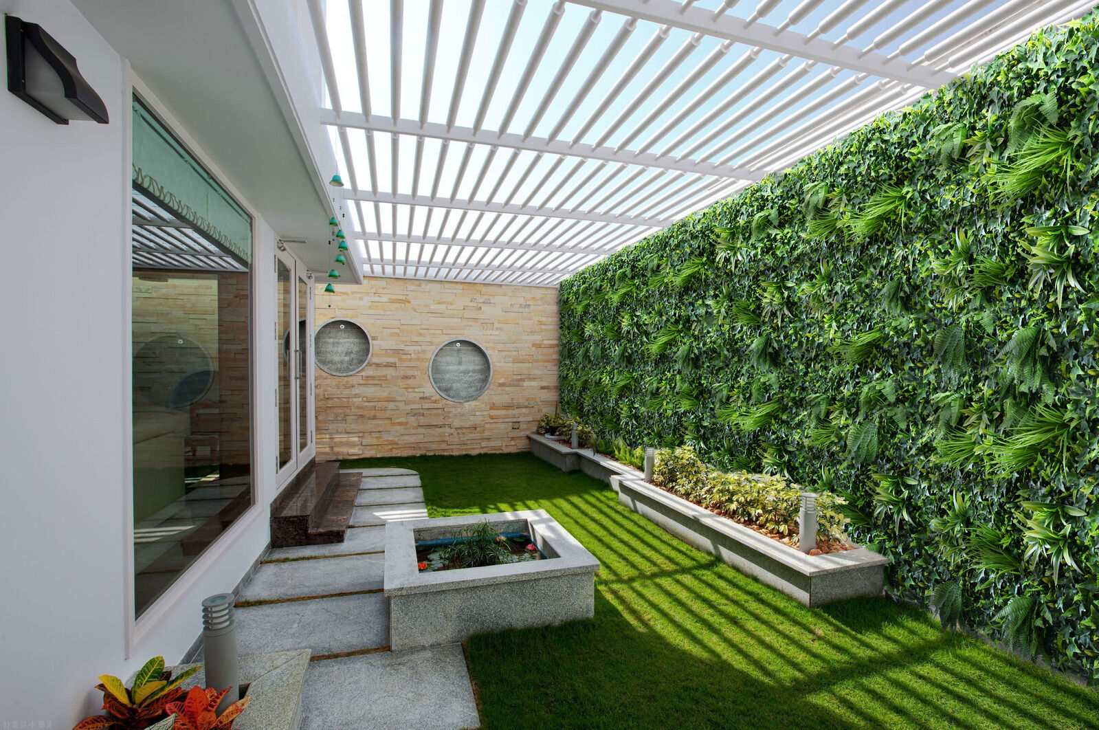 5 SQM Artificial Plant Wall Décor Grass Panels Vertical Garden Foliage Tile Fence 1X1M Price