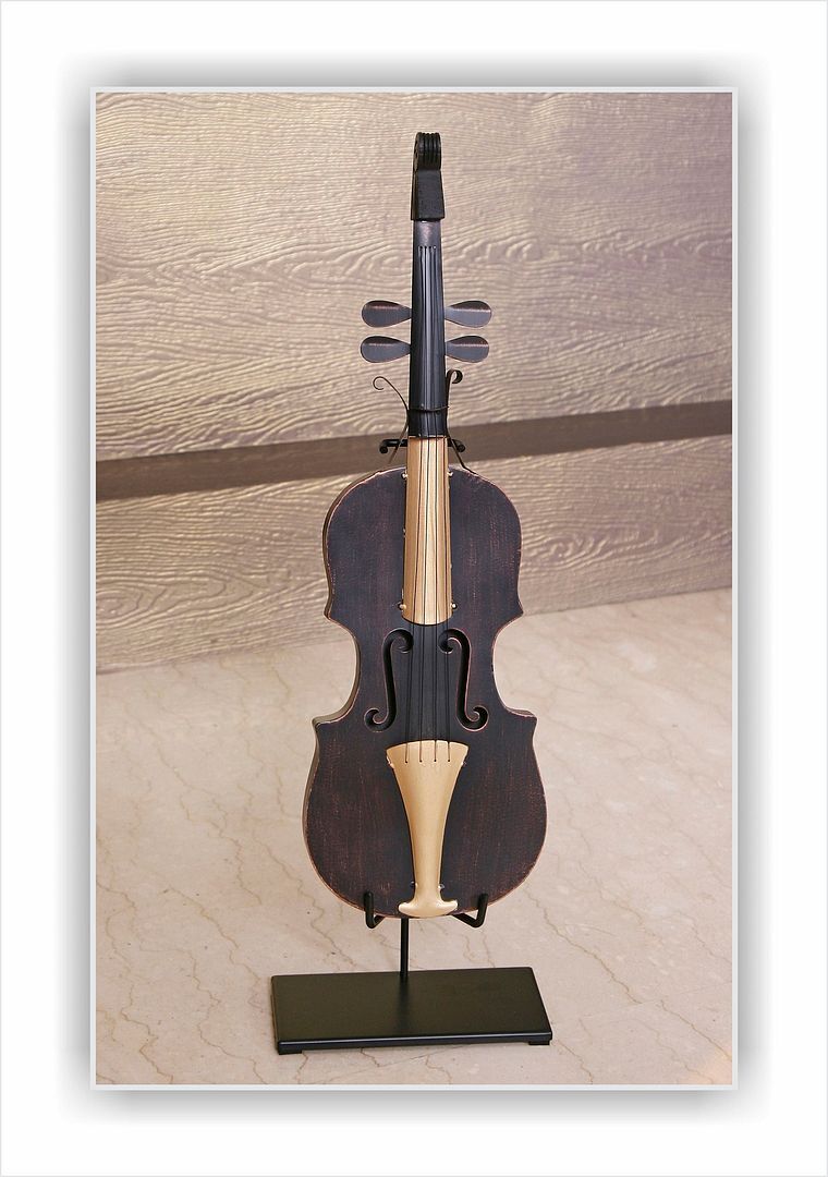 Violin Statue Display Ornament for Home Decor in Copper Finish Price