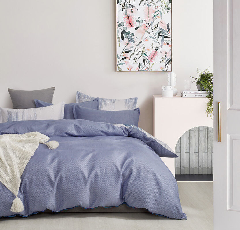 Chavez microfiber reversible quilt cover set-queen size Price