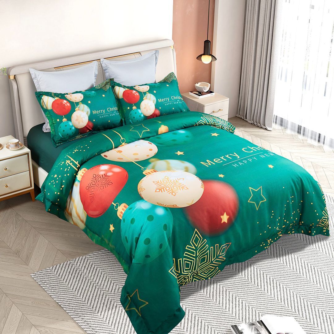 Christmas New Year Quilt Cover Set - Super King Size Price