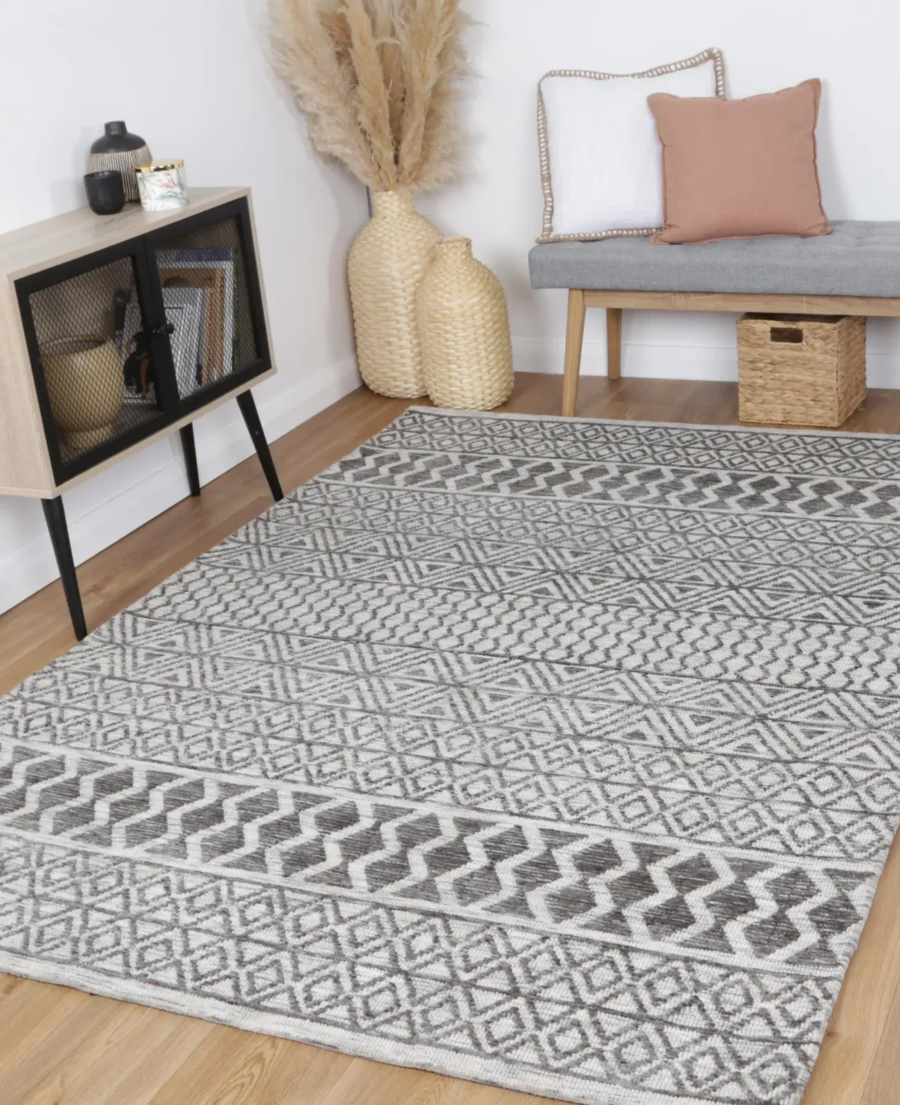 Amritsar AMRI04 Charcoal & Beige 240x330 Price