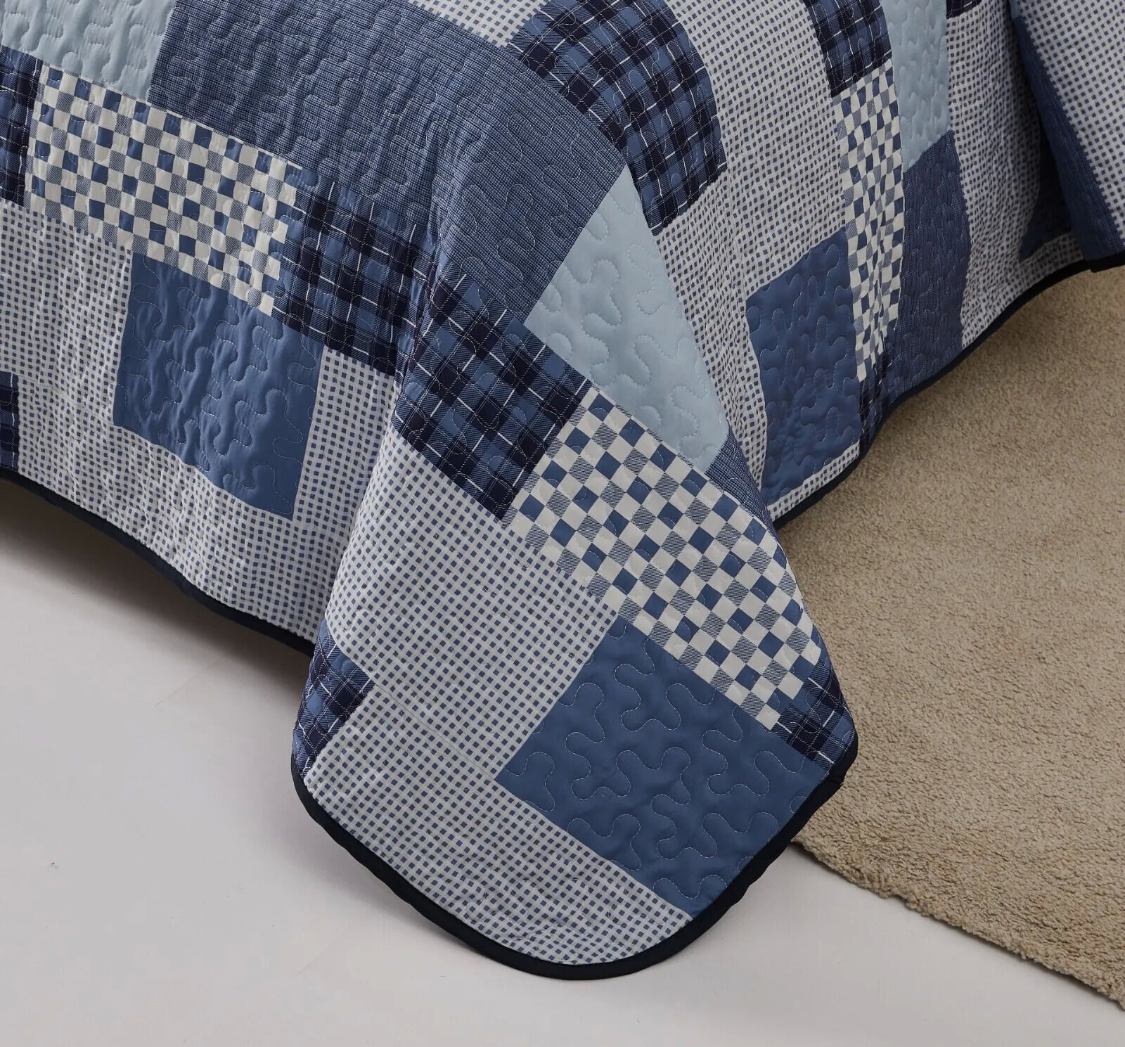 Zesty Quilted bedspread and pillowcovers set: Energize Your Bedroom Decor - Queen size Price