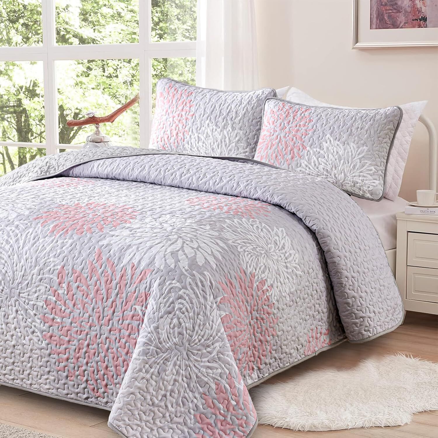 Mosaic Quilted coverlet and pillowcovers set: Unique Patchwork Design - Queen size Price