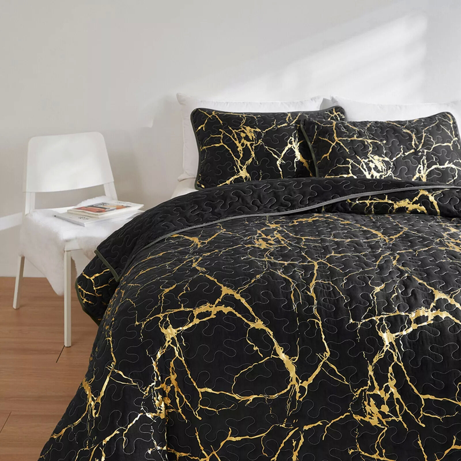 Exquisite Quilted bedspread and pillowcovers set: Experience Pure Comfort - Queen size Price