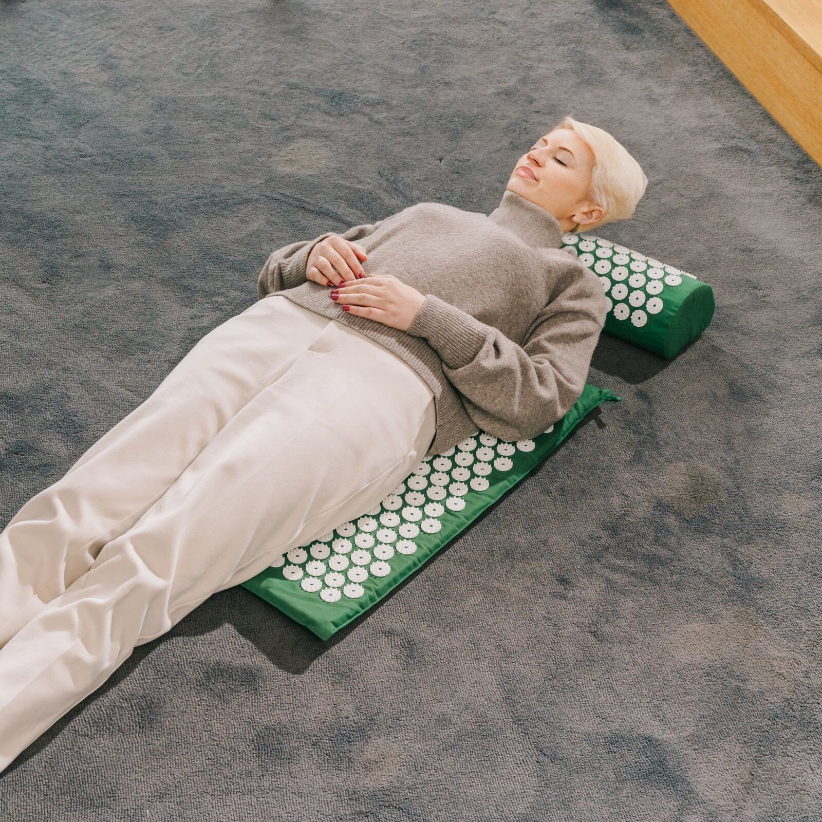 Acupressure Mat and Pillow Set with Bag Price
