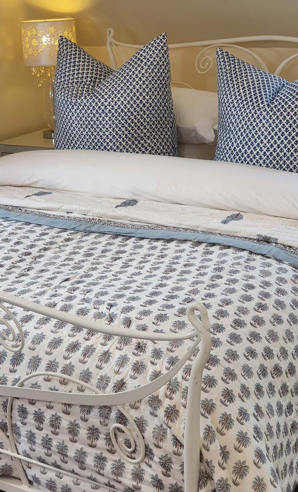 Kolka Palm & Pine Reversible Quilt 100% Cotton Blue - King Size Price