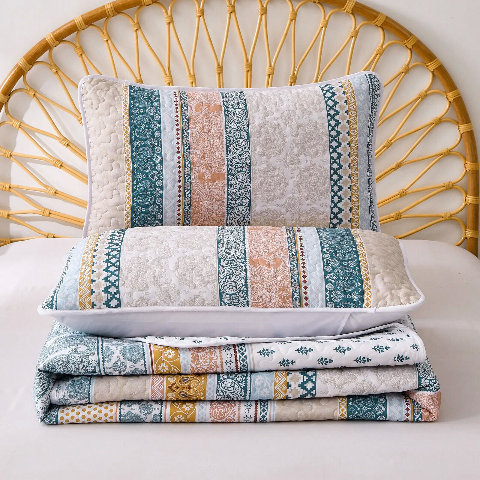 Graceful Quilted Coverlet and Pillowcases Set: Timeless Beauty and Comfort - Queen size Price
