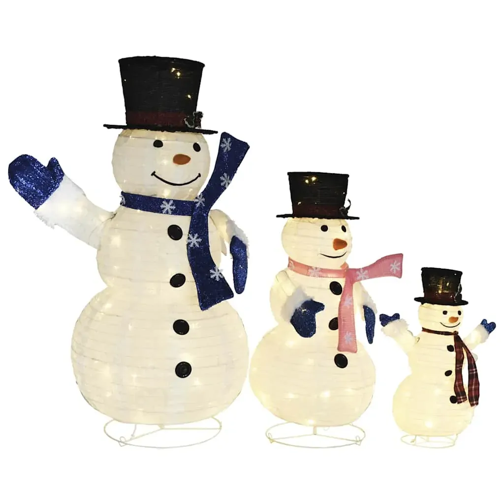 Decorative Christmas Snowman Family Figures with LED Luxury Fabric Price