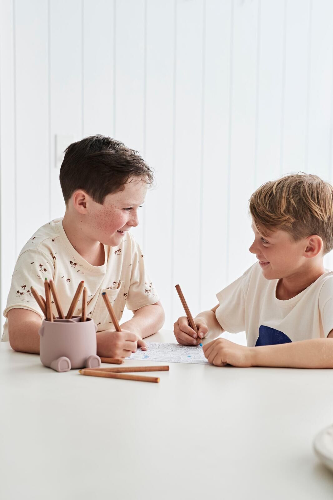 Leonora Silicone Pencil Can Mahogany Price