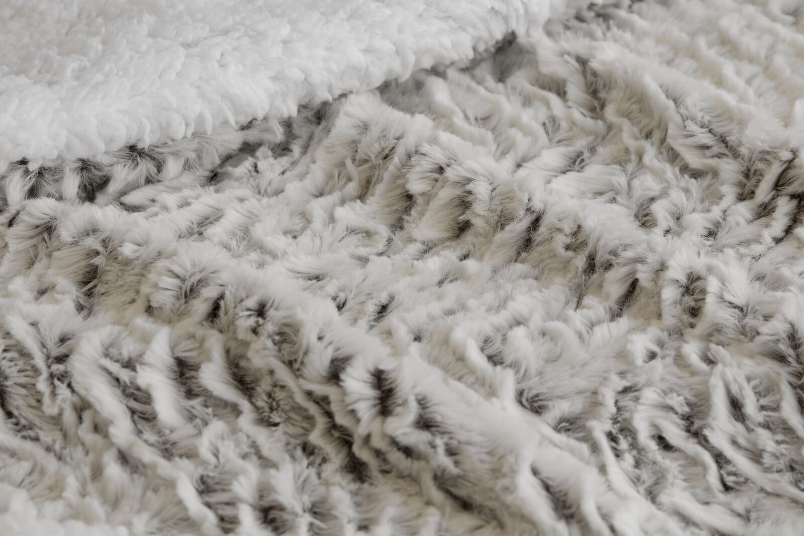 Faux Fur SHERPA 3PCE COMFORTER SET - SINGLE/DOUBLE Price