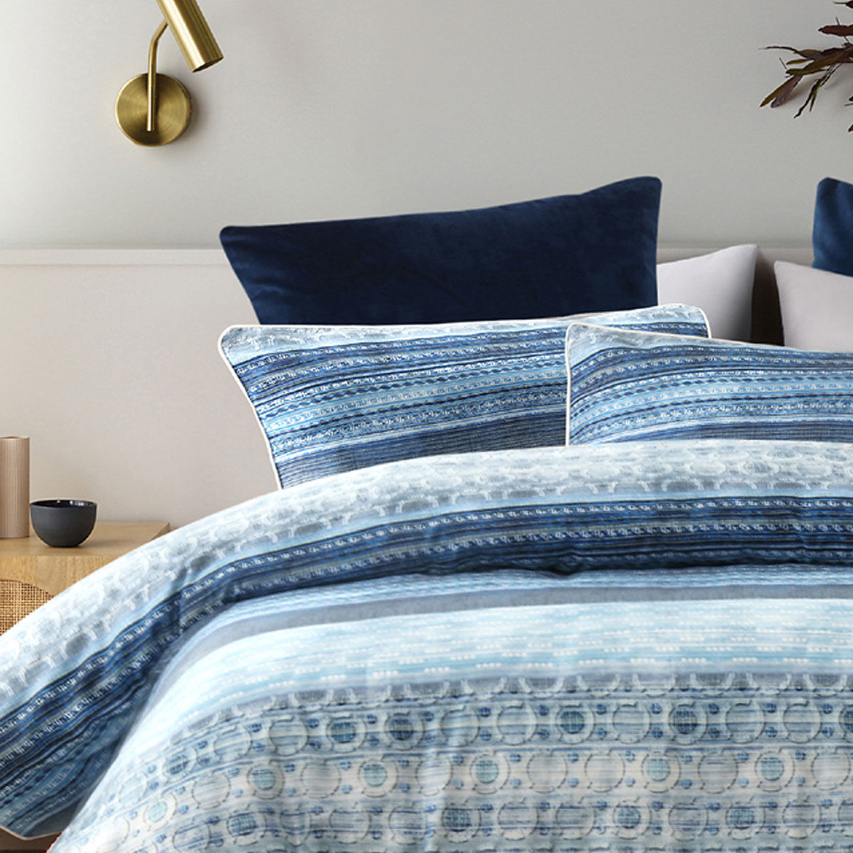 Bianca Amata Blue Cotton Sateen Quilt Cover Set Queen Price