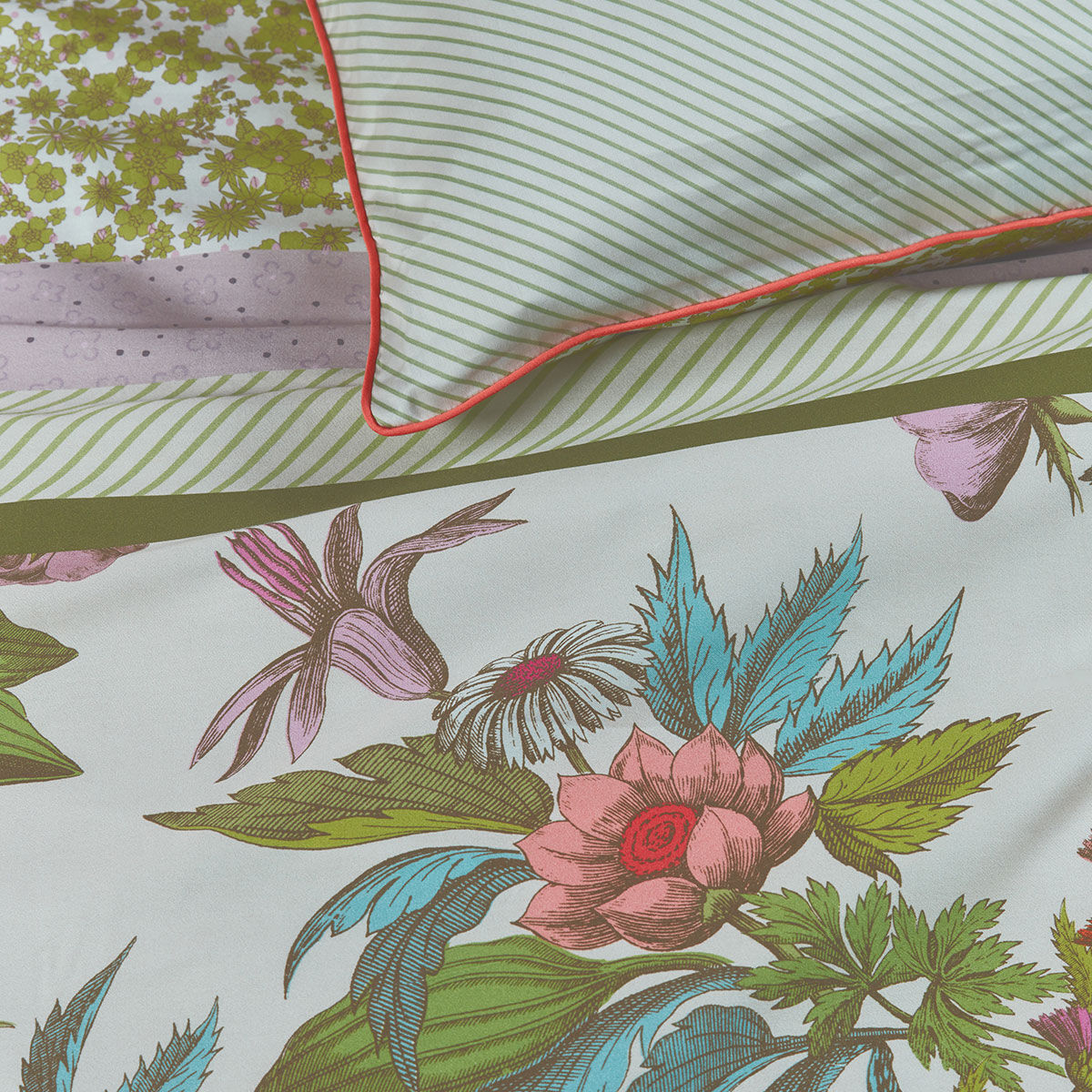 Oilily Line Flower Cotton Sateen Quilt Cover Set King Price
