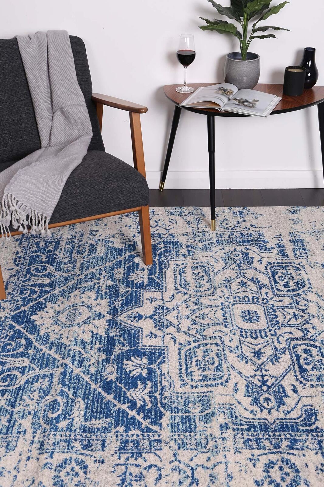 delicate-audrey-ivory-navy-rug 80x300 Price