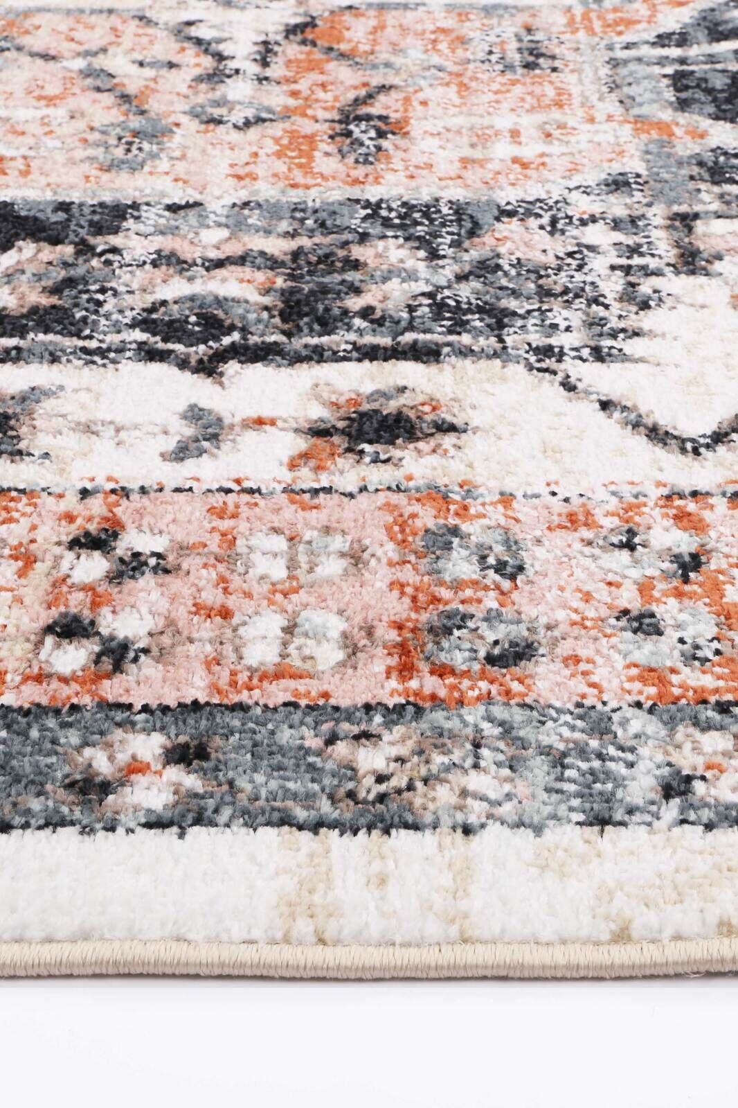 estate-esta04-terra 240x330 Price