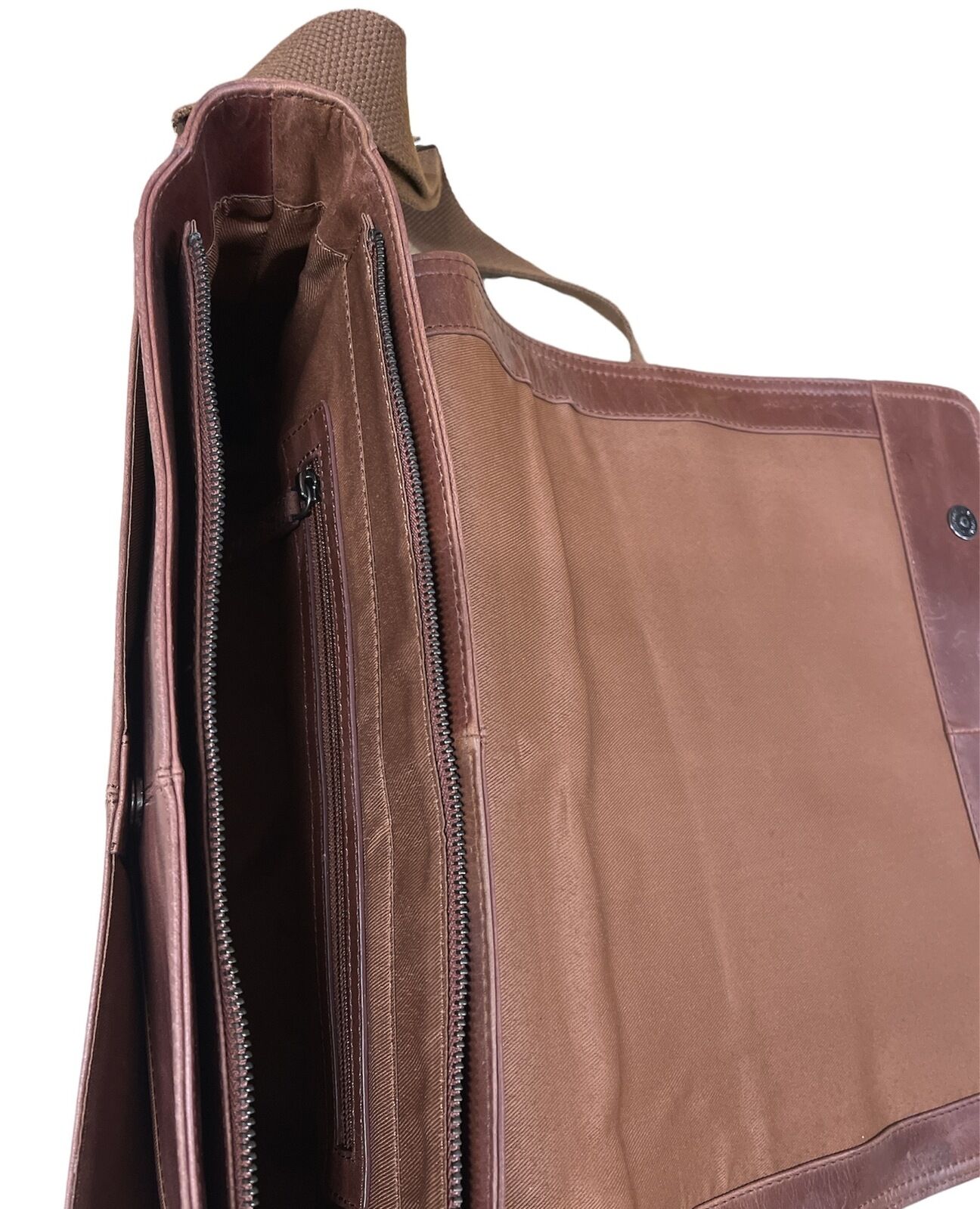 Futura Laptop Messenger Sling Bag Travel Computer Business Genuine Leather - Brown Price