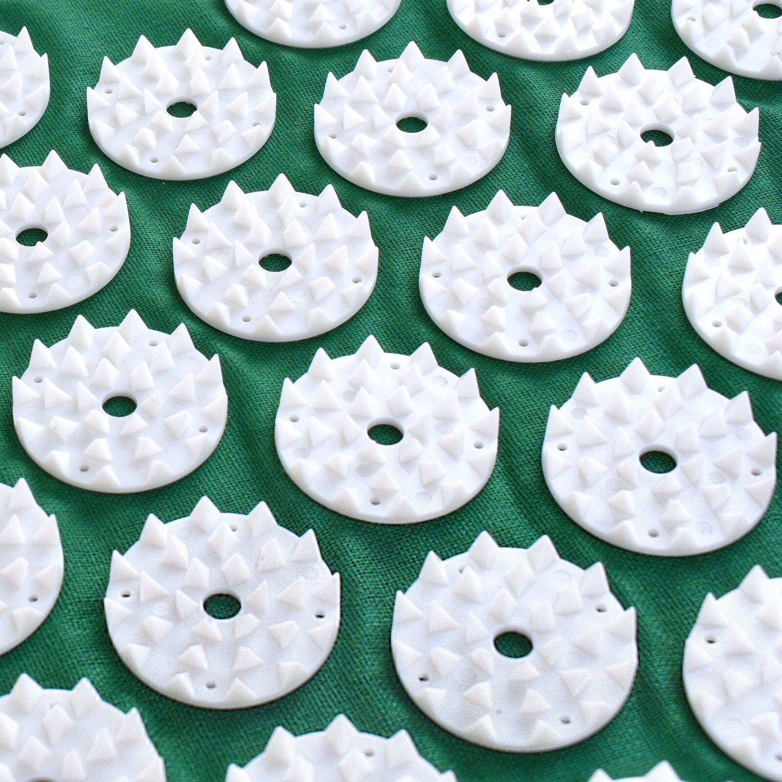 Acupressure Mat and Pillow Set with Bag Price