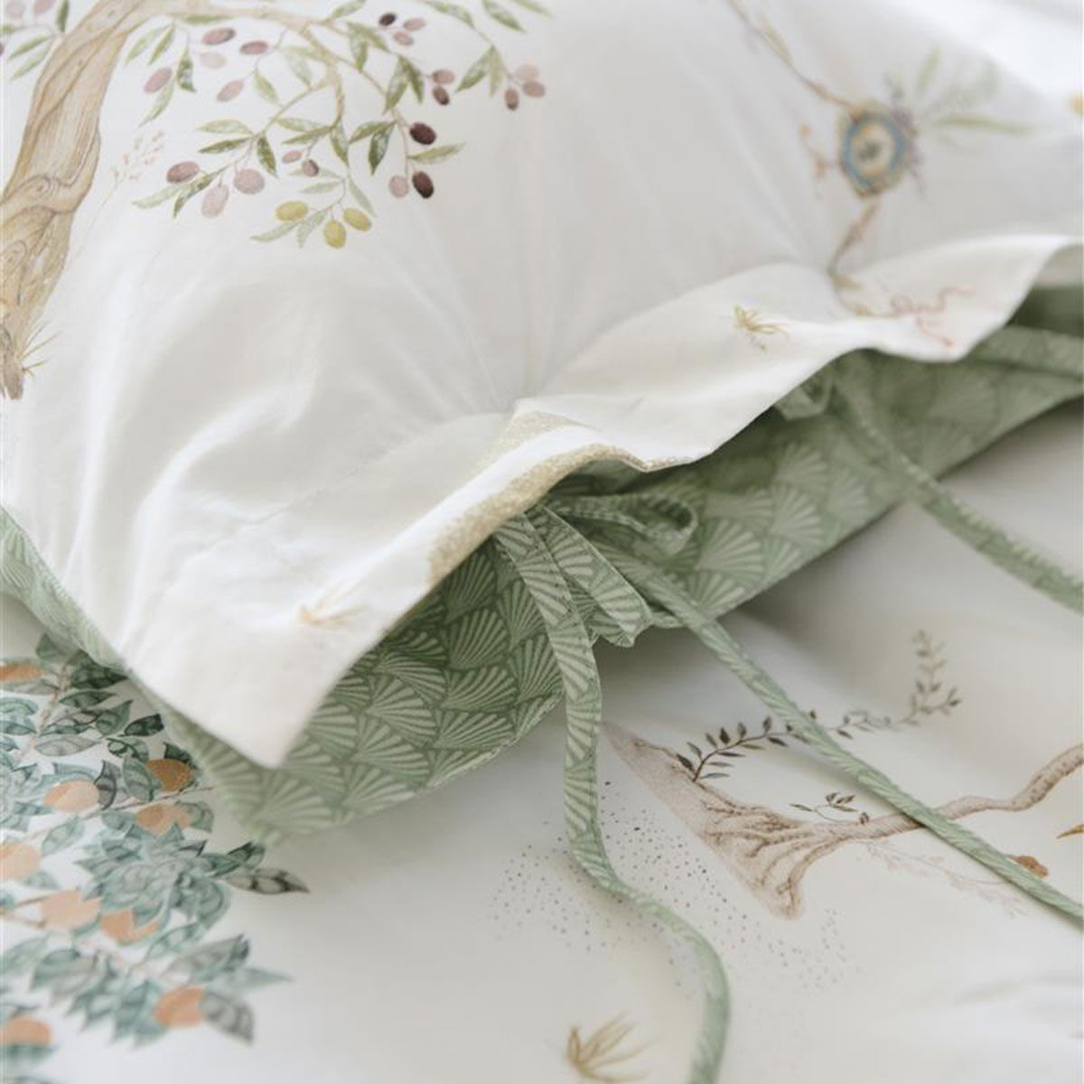 Giardini di Frutta White Cotton Quilt Cover Set King Price