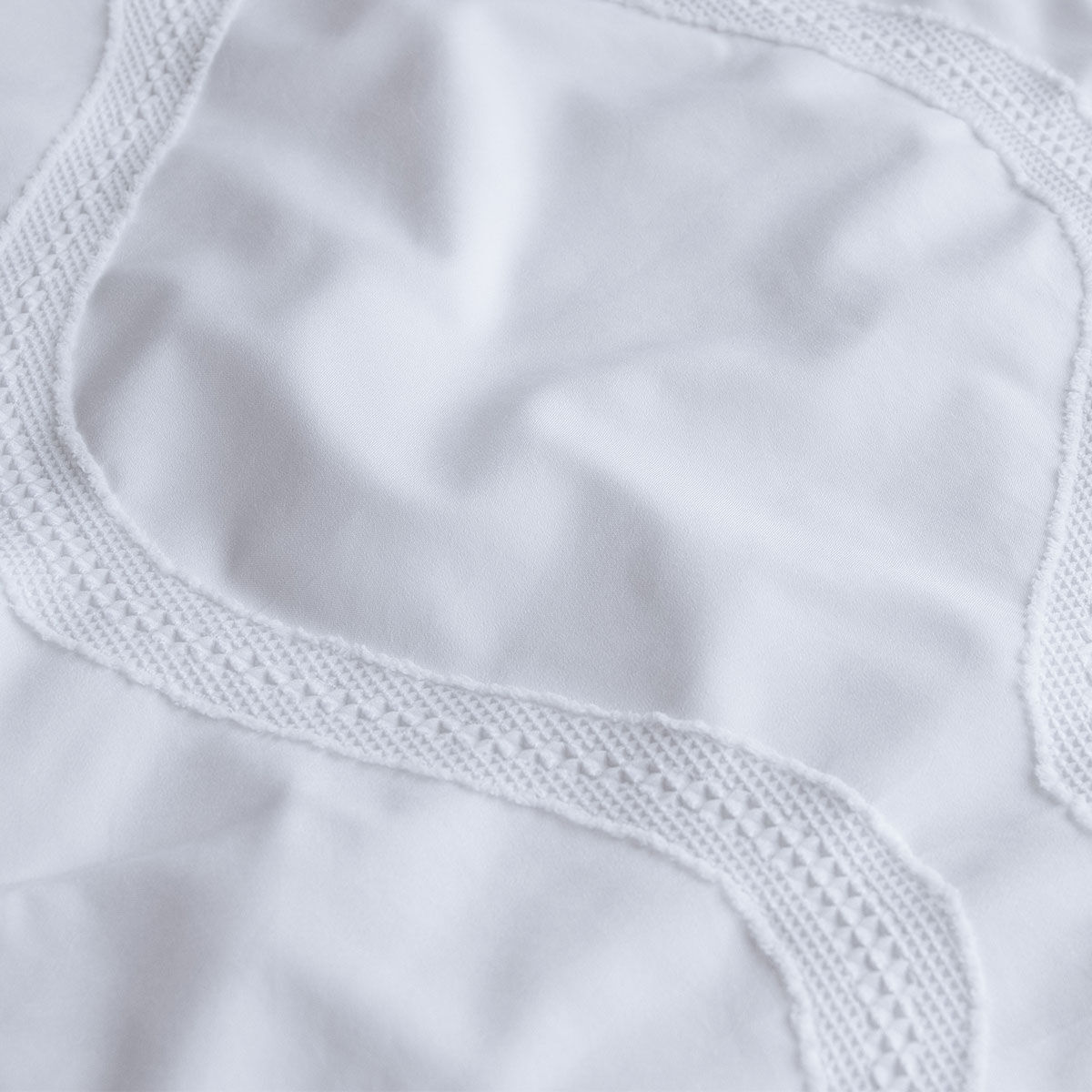 Ardor Lucy White Tufted Detail Quilt Cover Set Double Price