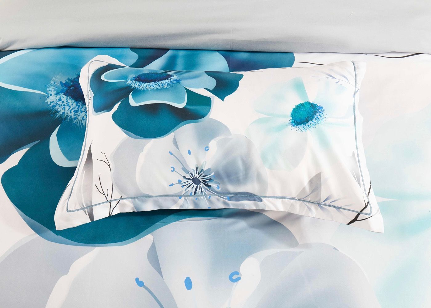 Julieta Floral Quilt Cover Set - King Size Price