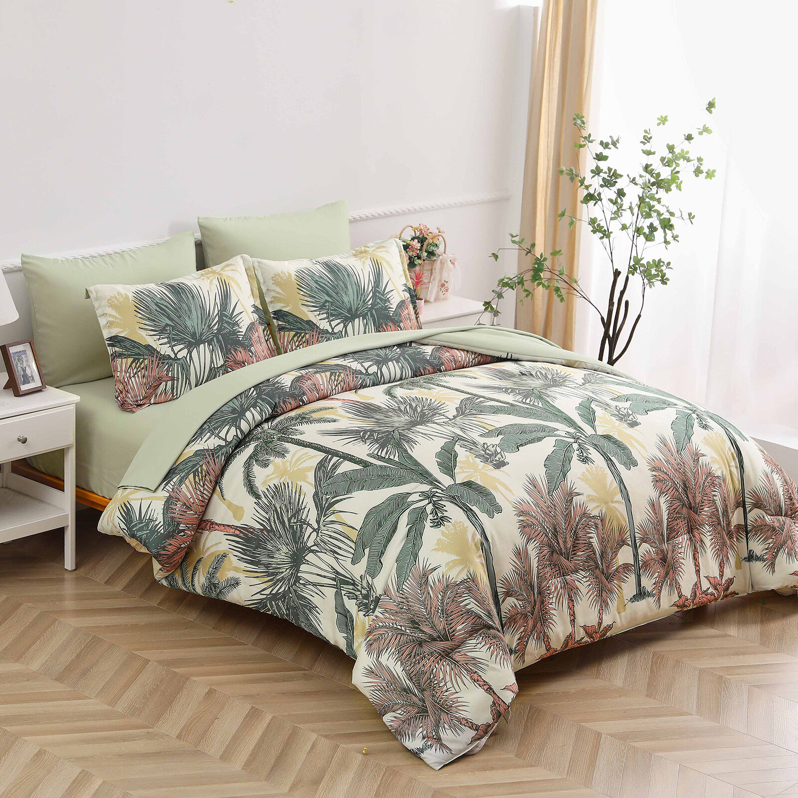 Soft Floral Leaf Comforter Set, King Size, Warm Quilted Bedding with Pillowcases Price