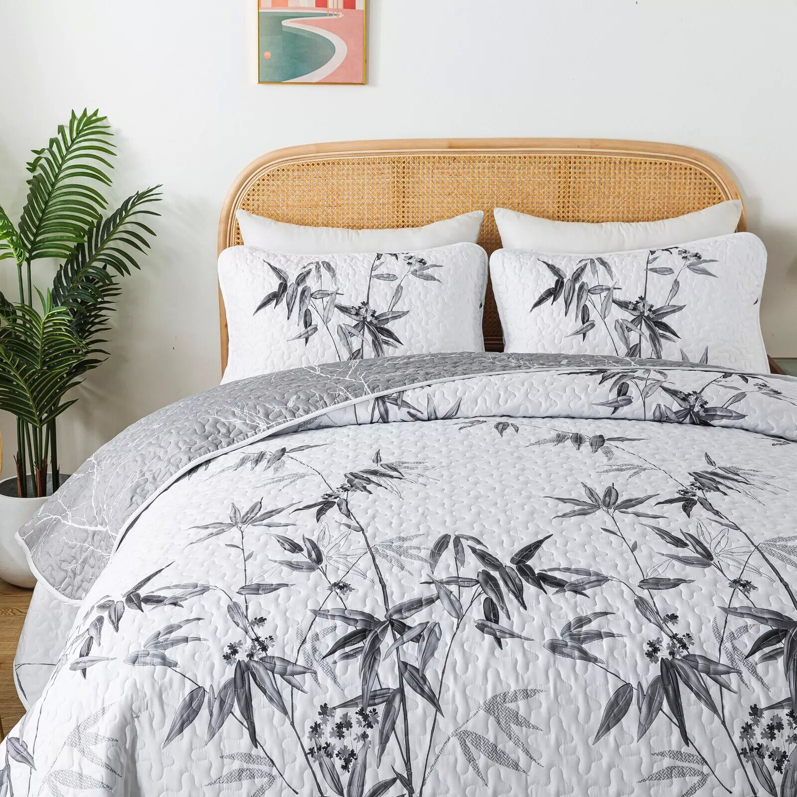 Finely Quilted Bedspread and Pillowcases Set: A Blend of Art and Comfort - Queen size Price