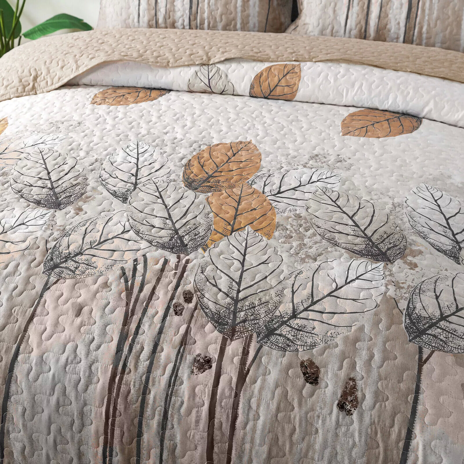 Kaleidoscope Quilted bedspread and pillowcovers set: Vibrant and Fun - Queen size Price