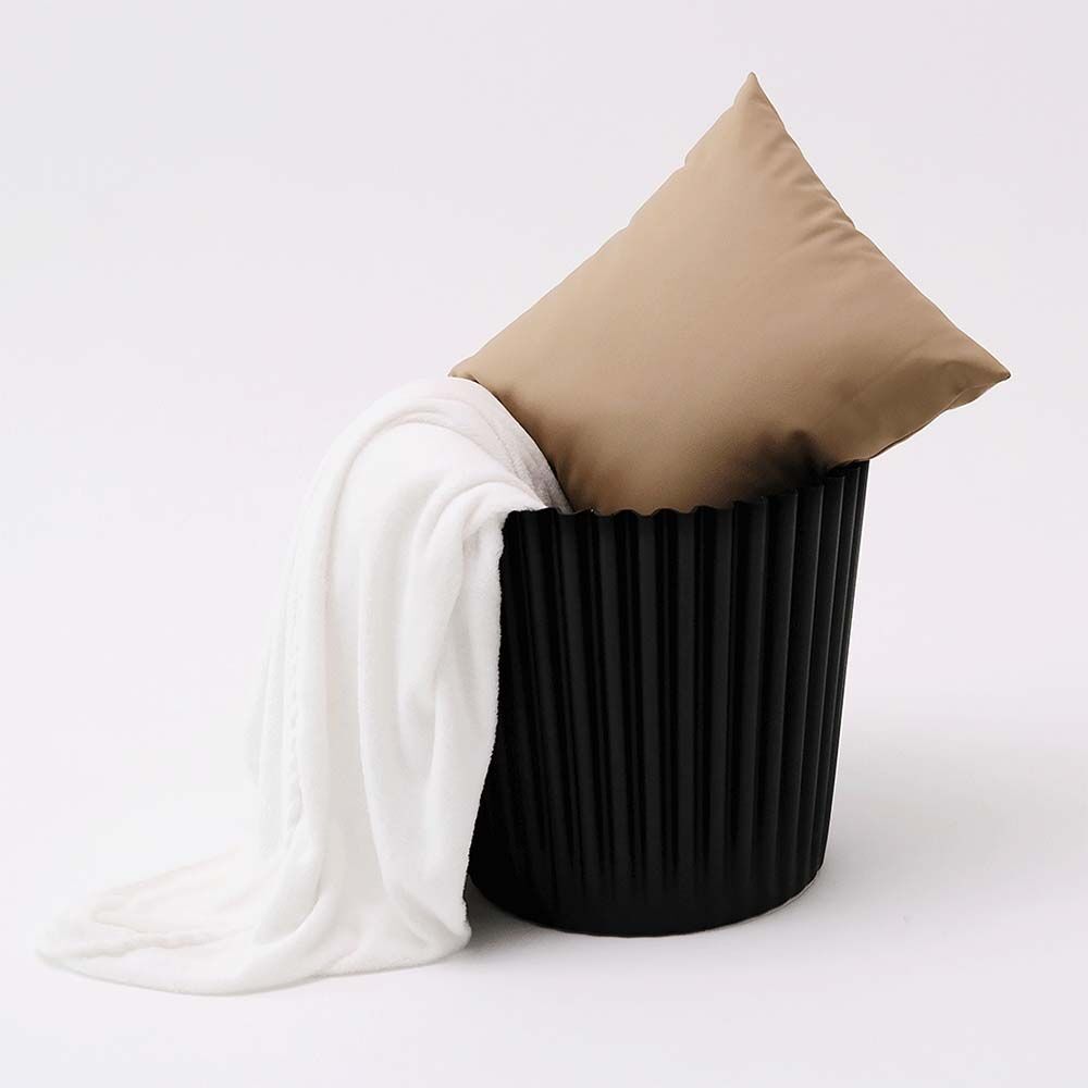 Artiss 2x Bar Stools Cupcake Plastic Foot Stool Black Price