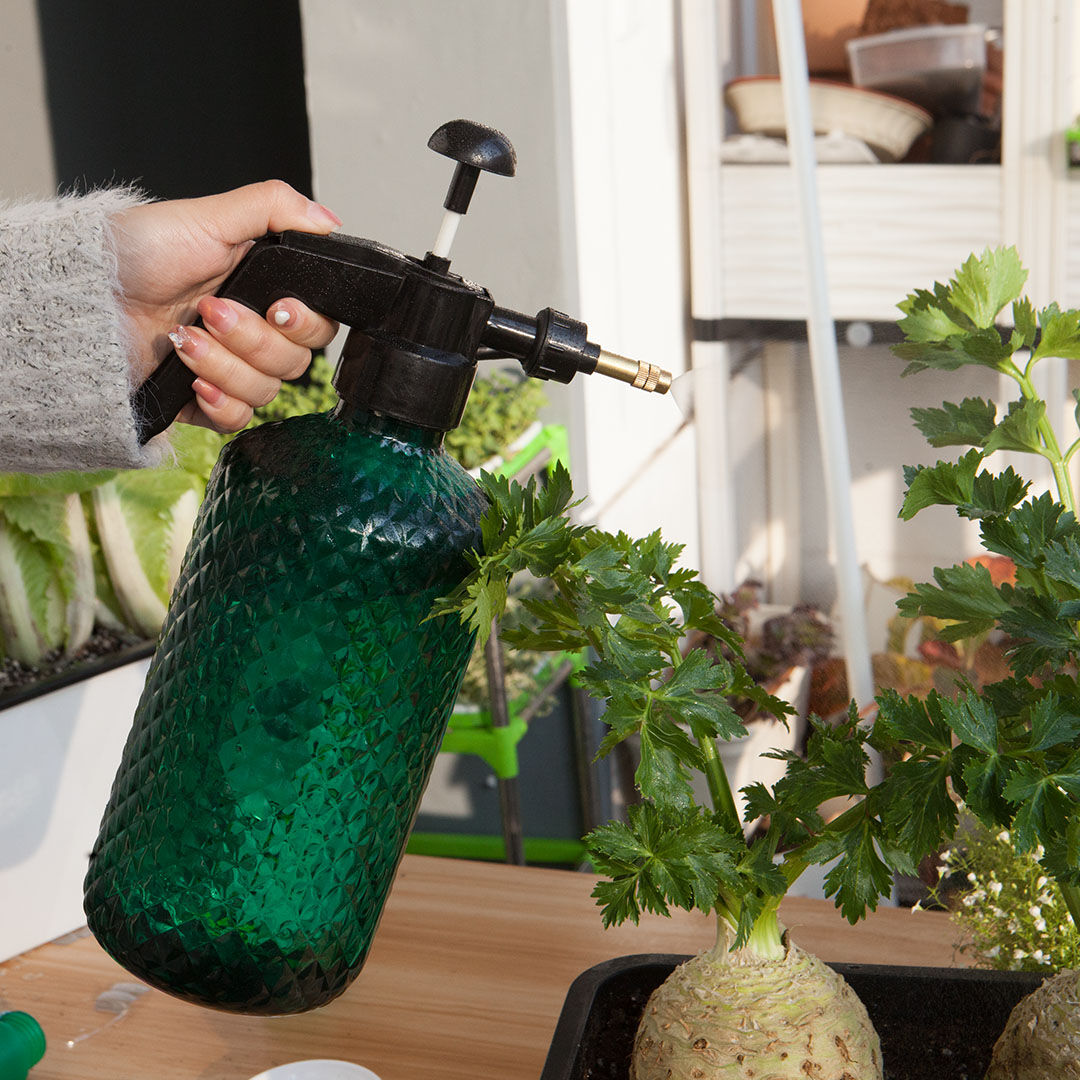 4X 2 Liter Mist Water Spray Bottle Hand Held Pressure Adjustable Nozzle with Top Pump Indoor Outdoor Gardening Price