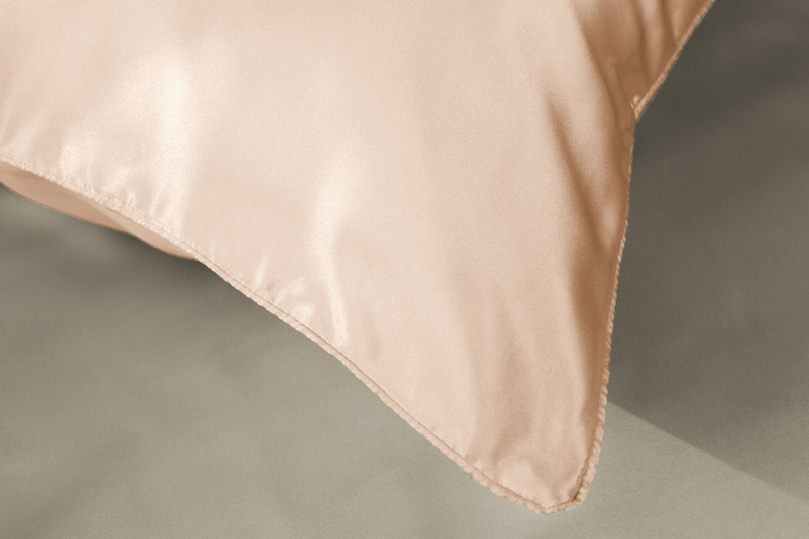 Peach Spritz SILK PILLOWCASE - 51X76CM Price