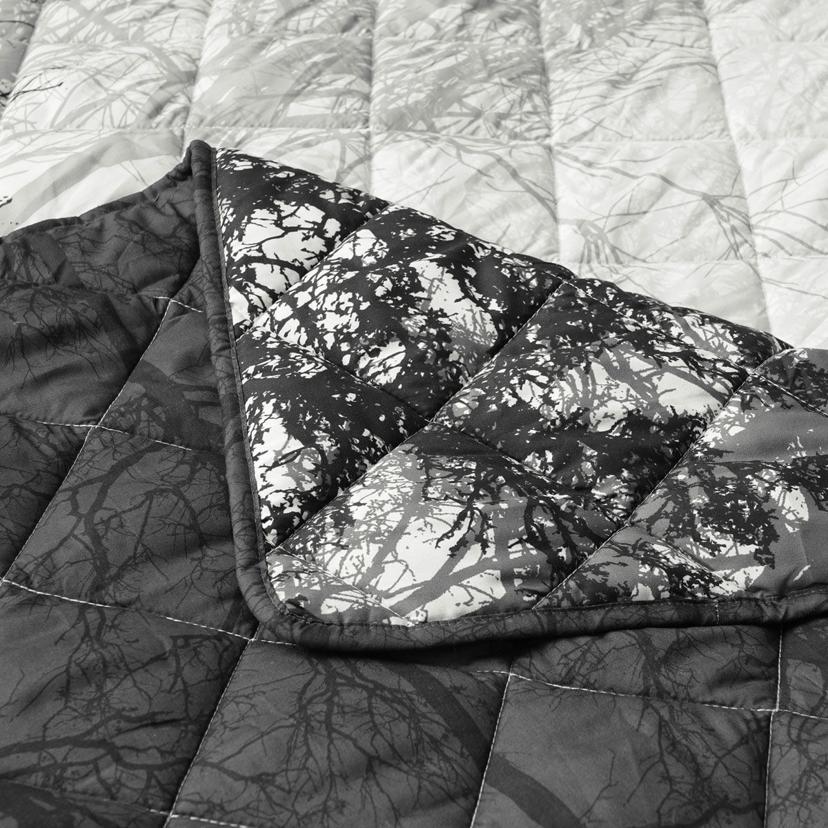 Bianca Boscage Black Forest Printed Quilted Polyester Coverlet Set Single/Double Price