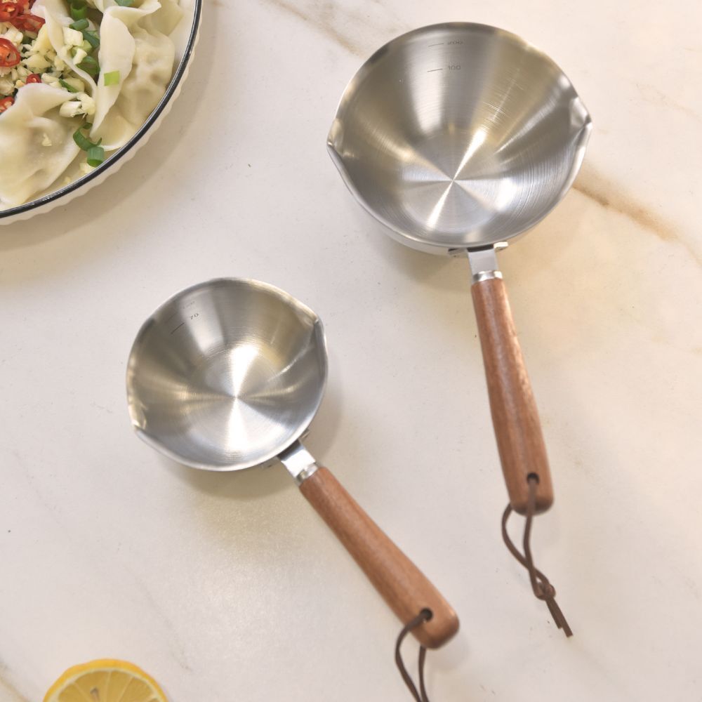 304 Stainless Steel Oil Poured Pot With Wood Handle 120ml Price