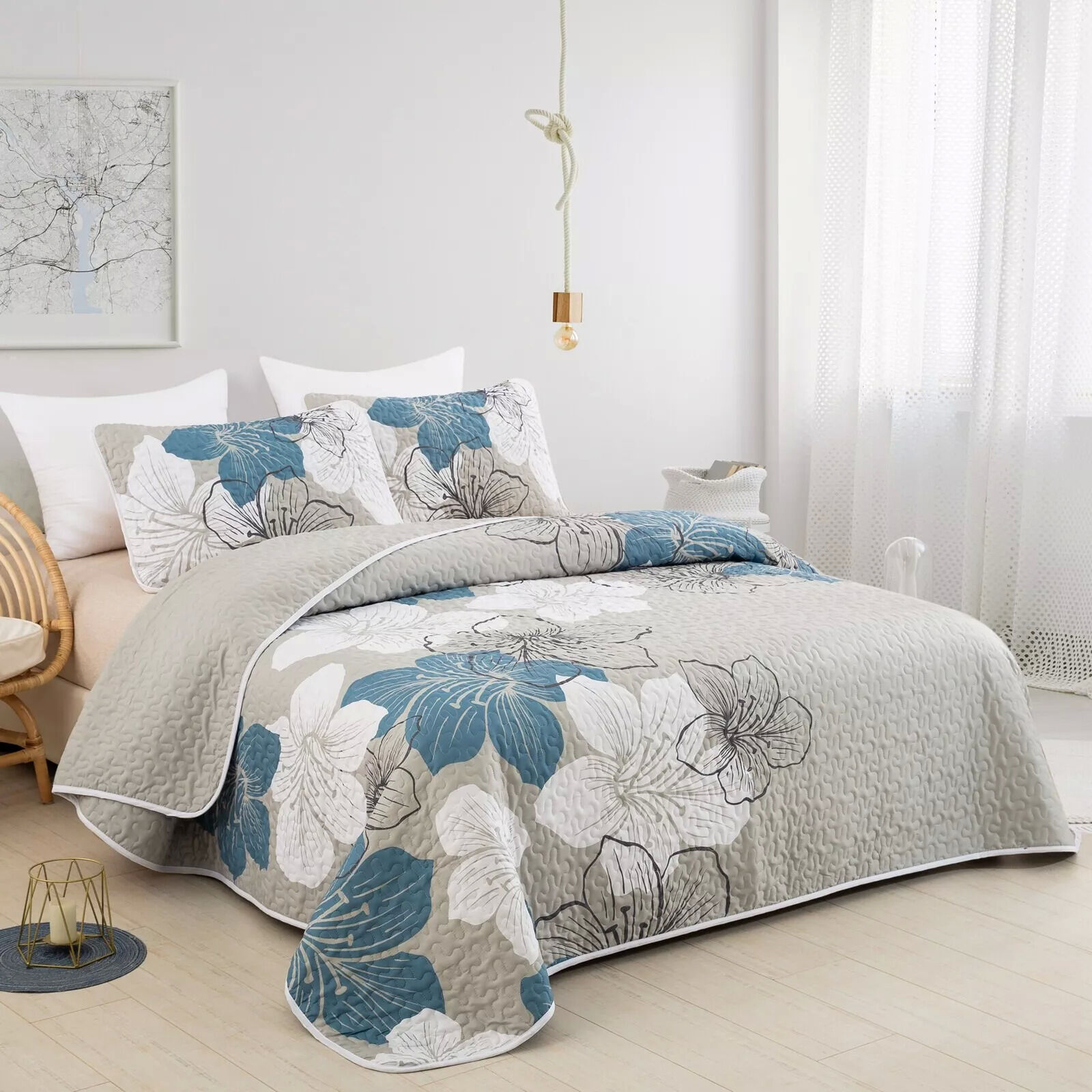 Intricate Quilted Coverlet and Pillowcases Set: Artistry in Every Stitch - Queen size Price