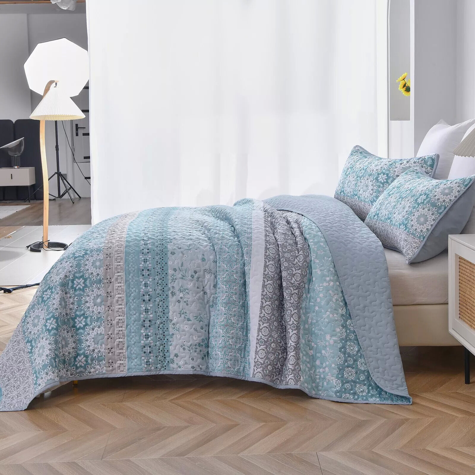 Peaceful Quilted coverlet and pillowcovers set: Relax and Unwind - Queen size Price