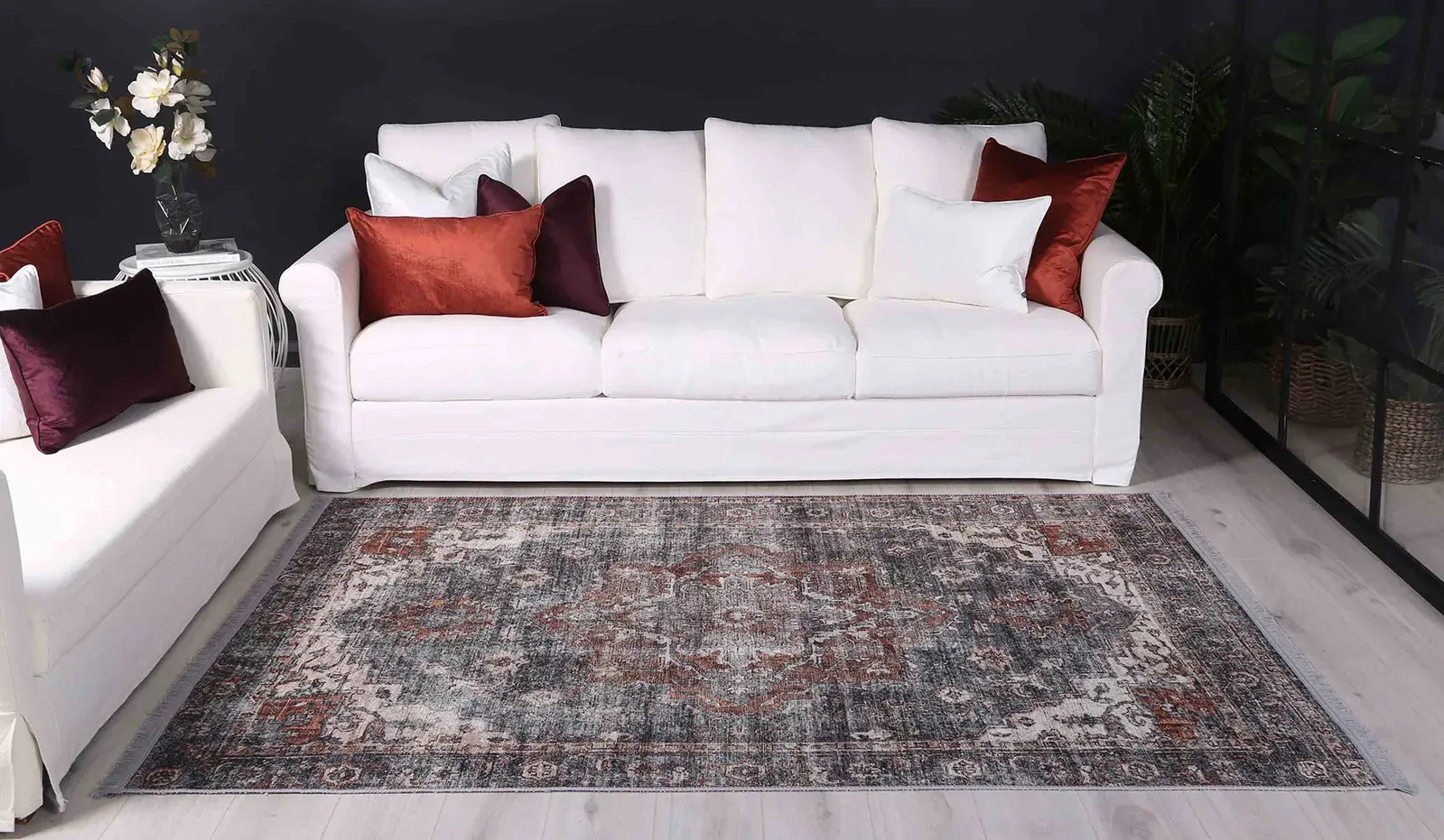 vintage-crown-hdj2244-04 200X290 Price