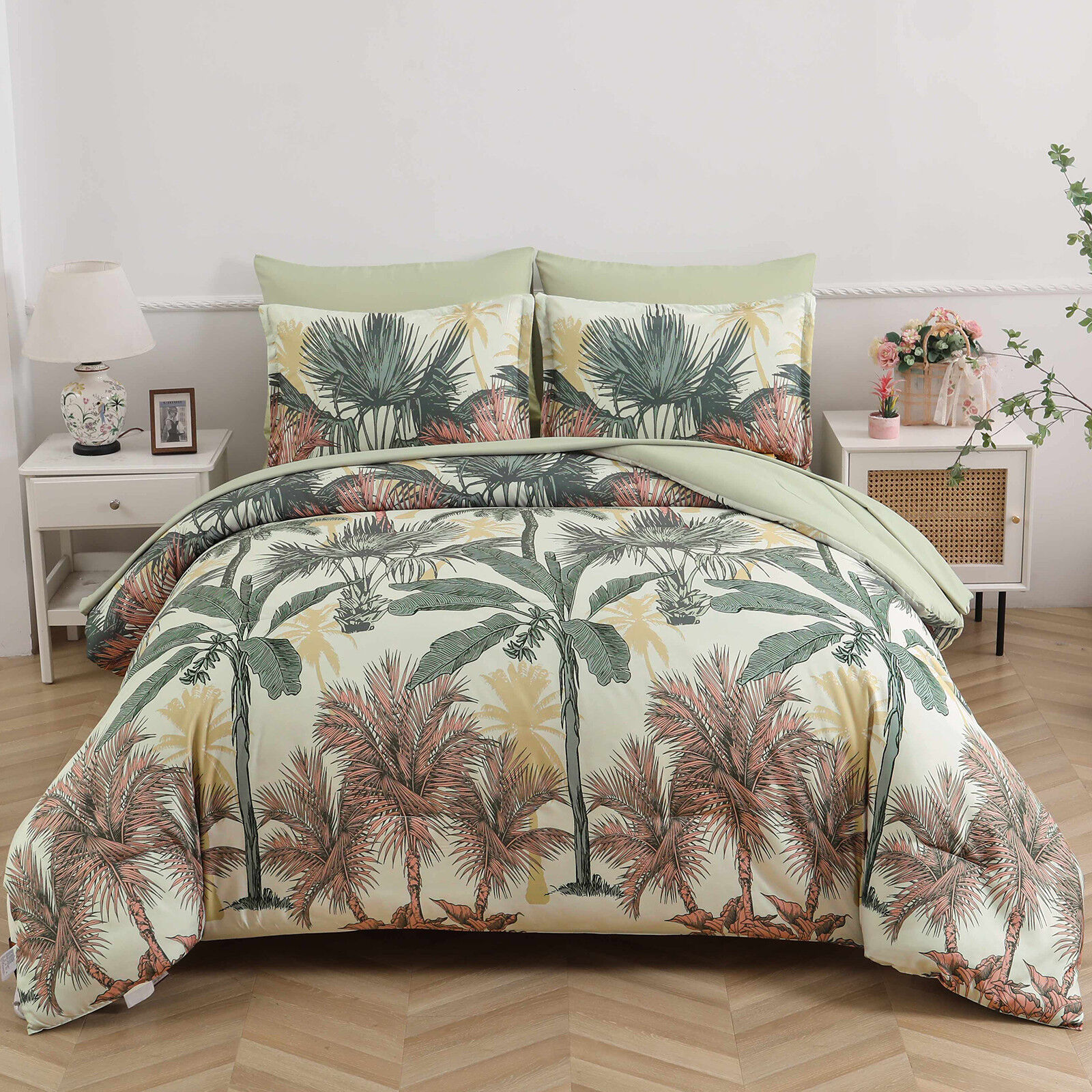 Soft Floral Leaf Comforter Set, King Size, Warm Quilted Bedding with Pillowcases Price