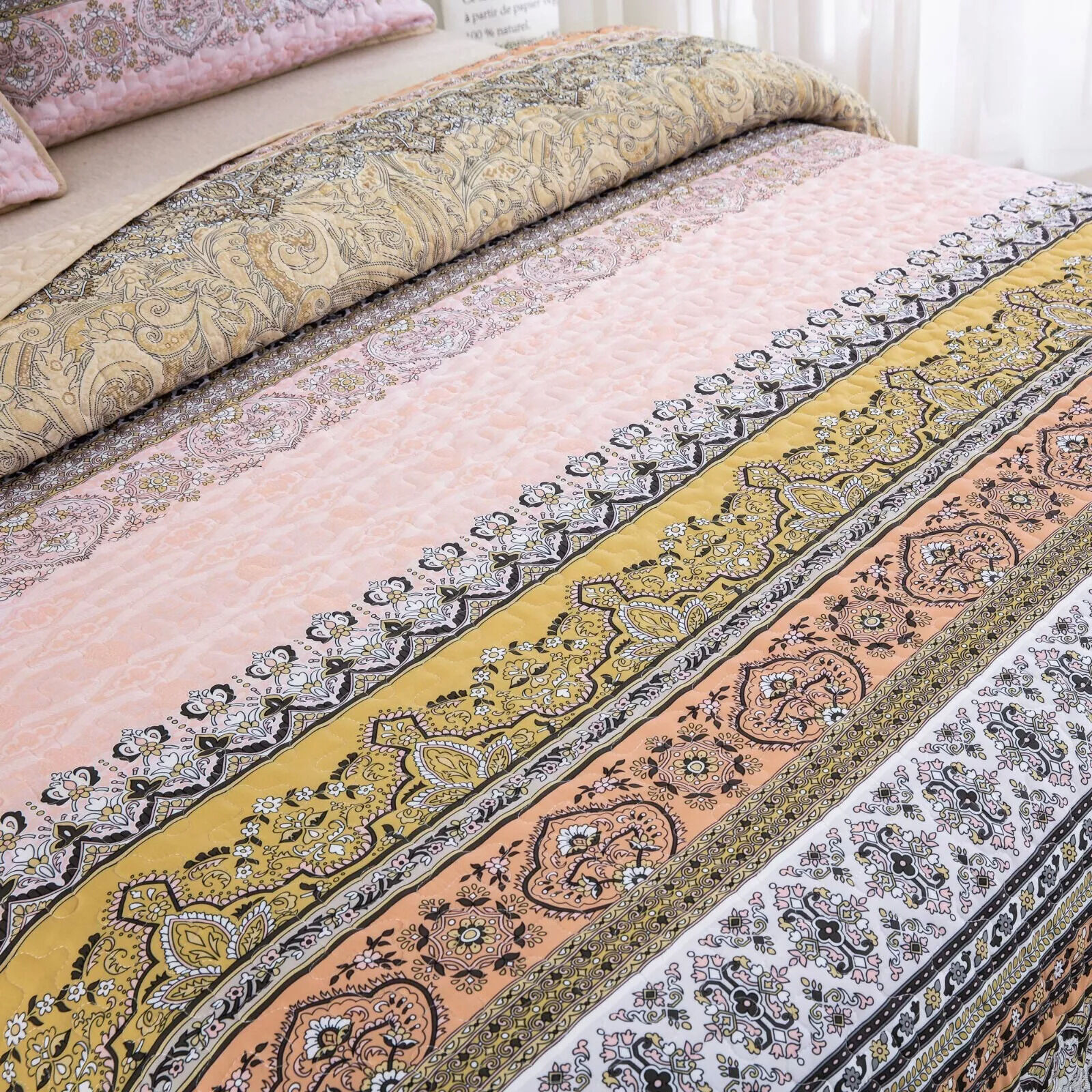 Crafted Quilted Bedspread and Pillowcases Set: A Testament to Skilled Craftsmanship - Queen size Price
