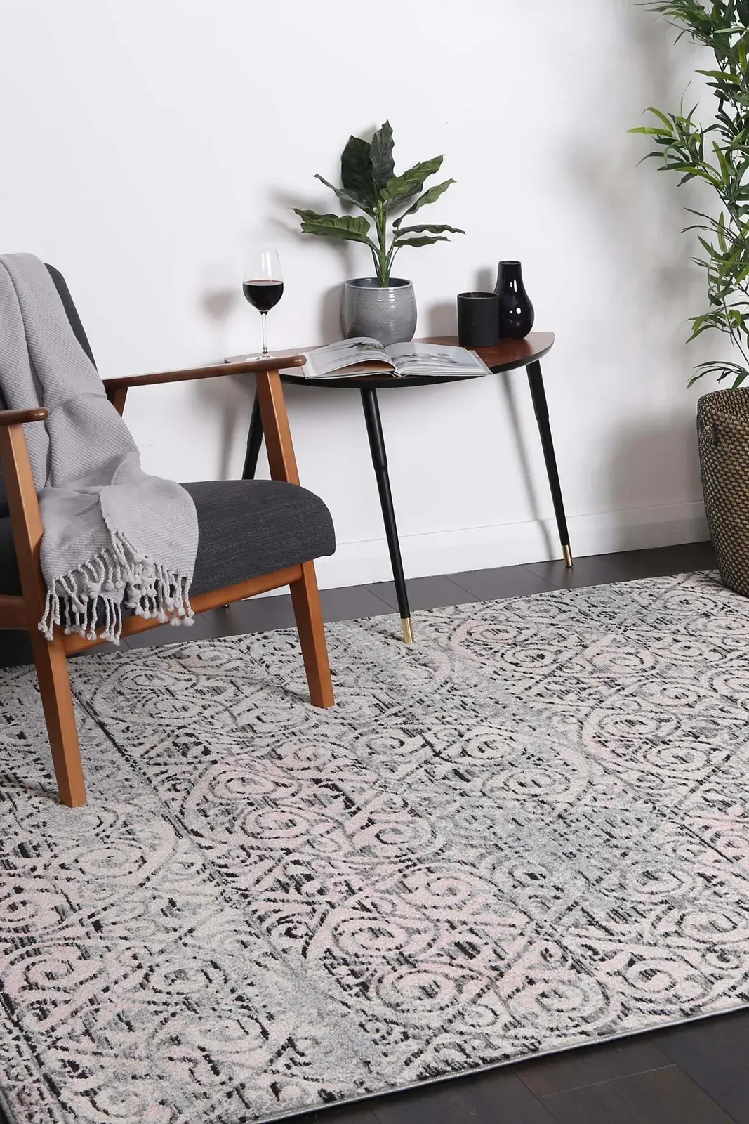 delicate-katherine-ash-ivory-rug 160x230 Price