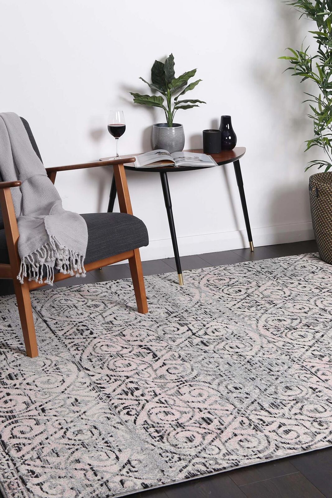 delicate-katherine-ash-ivory-rug 200x290 Price