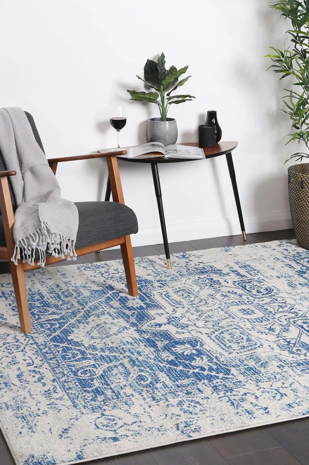 delicate-audrey-ivory-navy-rug 80x300 Price