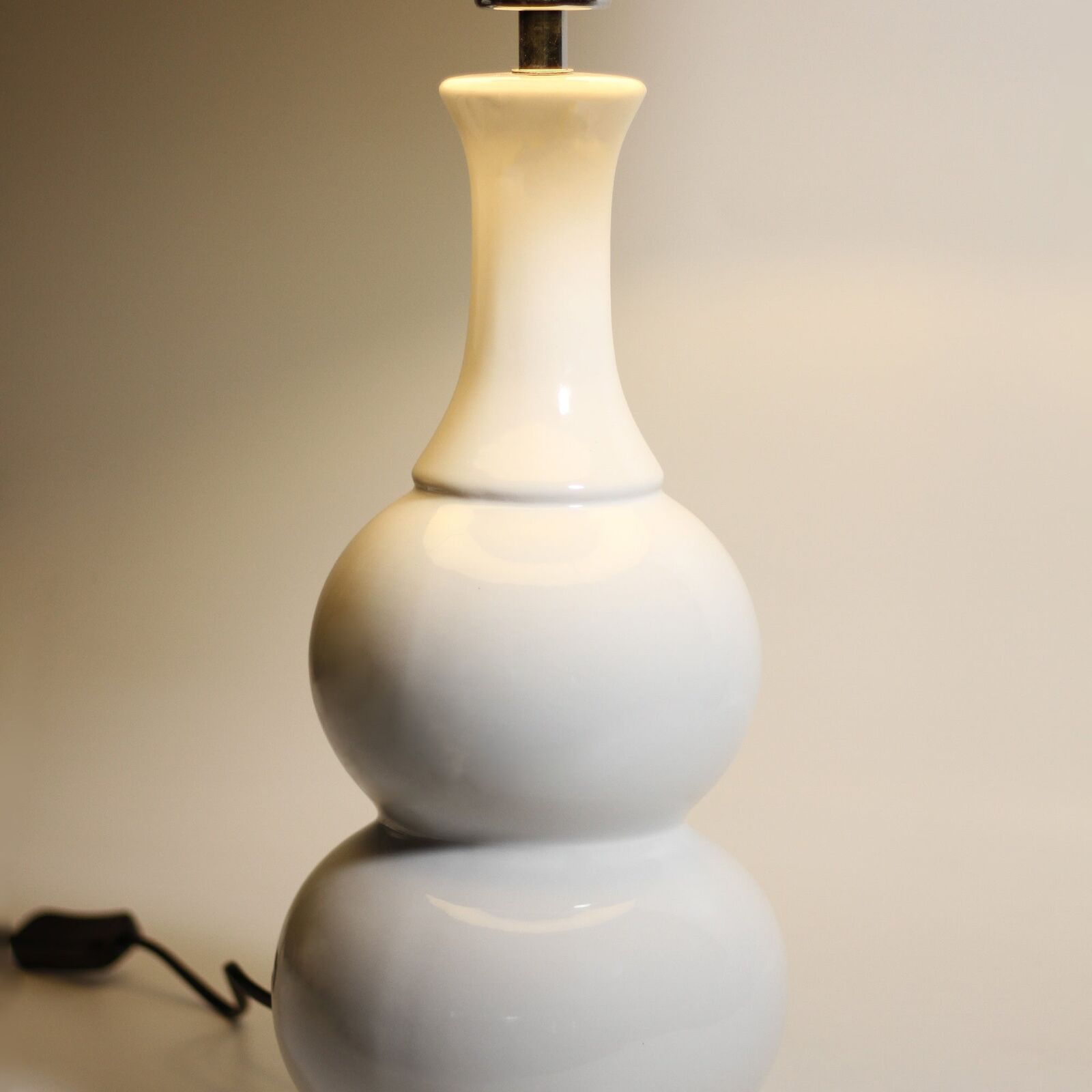 Pattery Barn Table Lamp - White Price