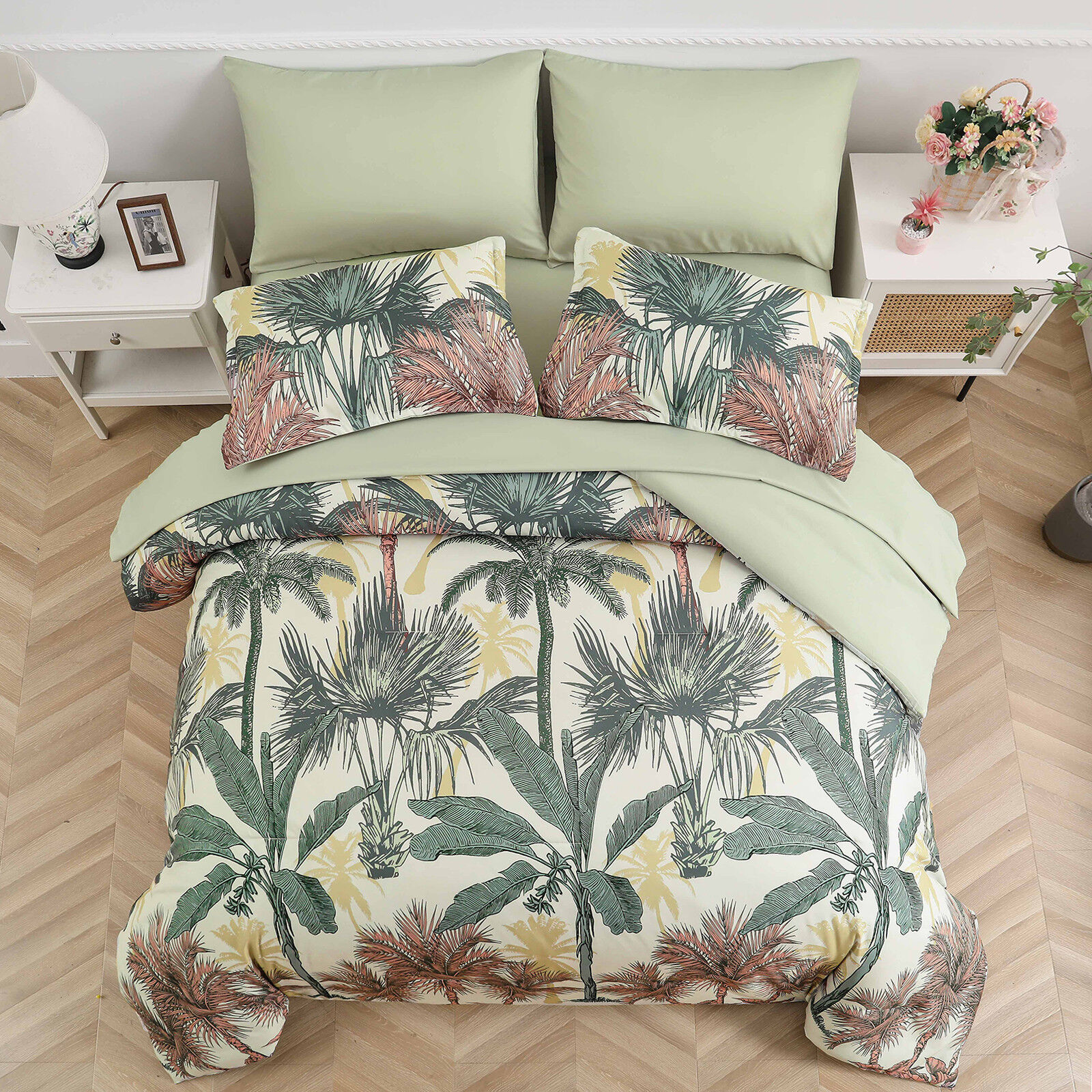 Soft Floral Leaf Comforter Set, King Size, Warm Quilted Bedding with Pillowcases Price