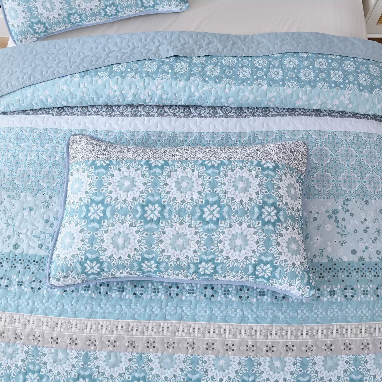 Peaceful Quilted coverlet and pillowcovers set: Relax and Unwind - Queen size Price