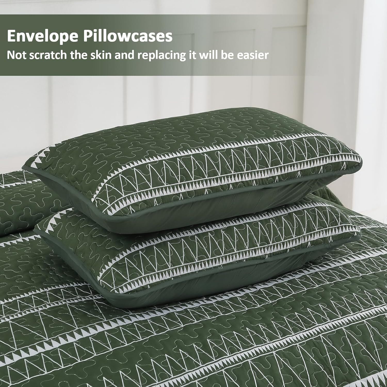 Elegant Quilted Bedspread and Pillowcases Set: Perfect for a Luxe Bedroom Feel - Queen size Price