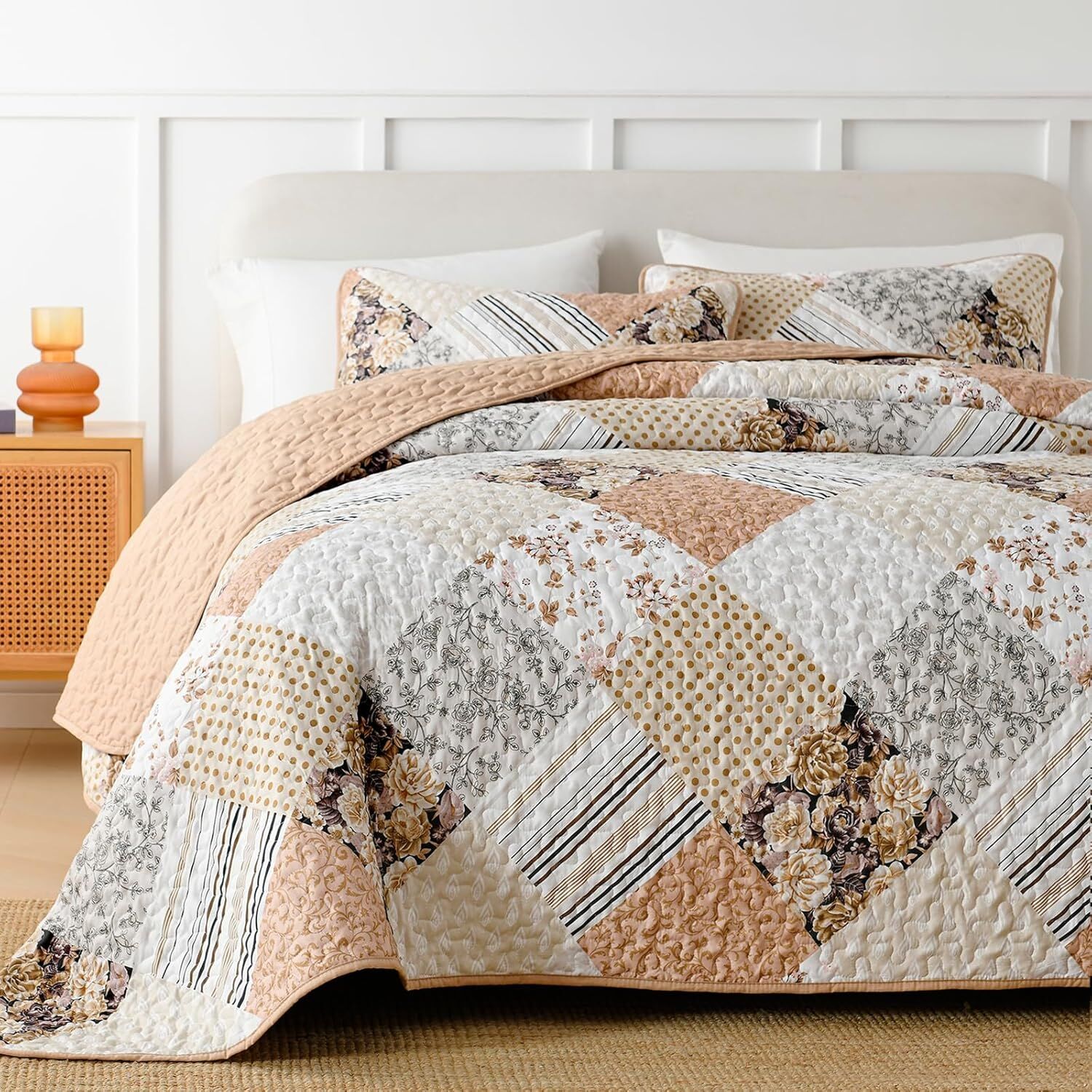 Transcendent Quilted bedspread and pillowcovers set: Elevated Comfort - Queen size Price