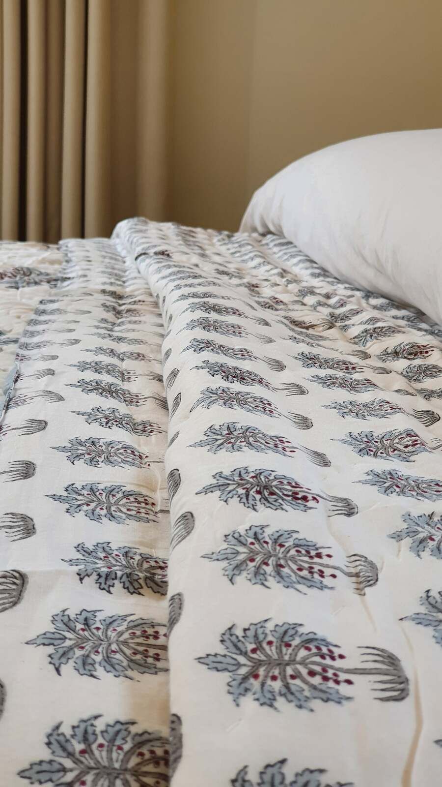 Kolka Palm & Pine Reversible Quilt 100% Cotton Blue - King Size Price