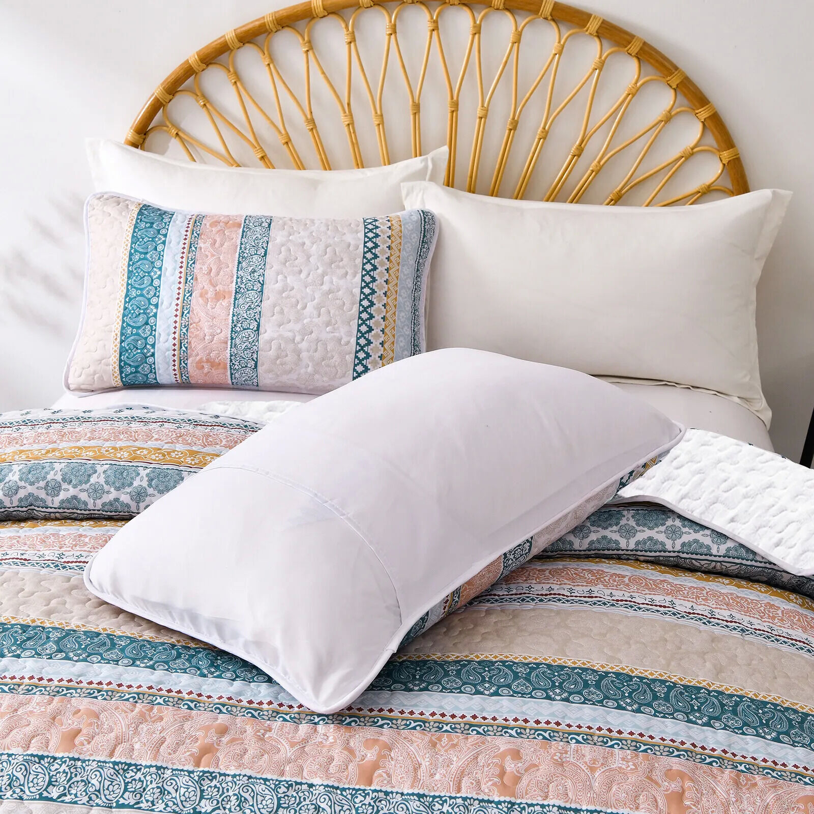 Graceful Quilted Coverlet and Pillowcases Set: Timeless Beauty and Comfort - Queen size Price