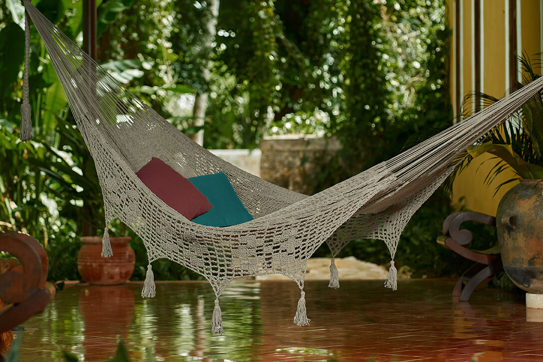 Outdoor undercover cotton Mayan Legacy hammock with hand crocheted tassels Queen Size Dream Sands Price